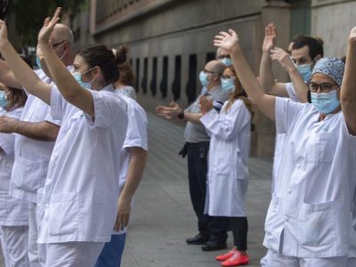 Llega la avalancha de reclamaciones contra los sanitarios por los perjuicios sufridos por el Covid 19